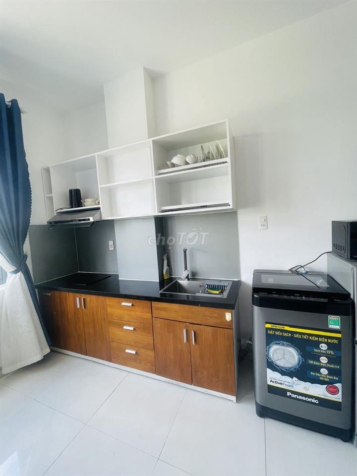 CHO THUÊ CĂN HỘ STUDIO FULL NỘI THẤT, BAN CÔNG, GẦN BIỂN MỸ AN 