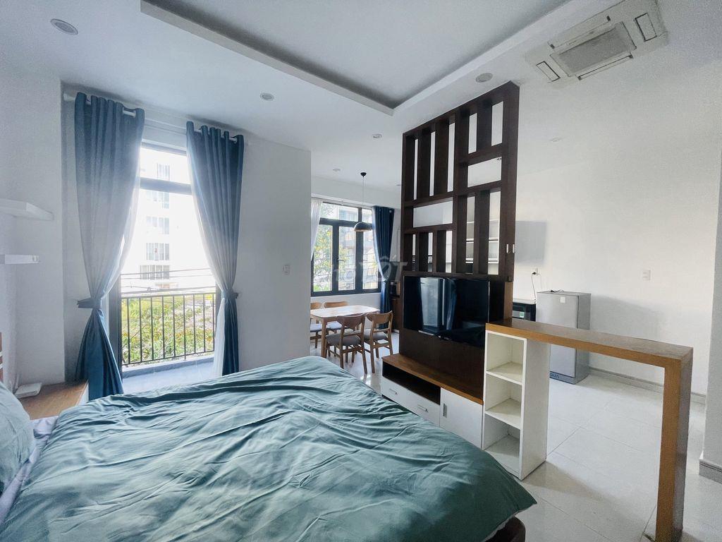 CHO THUÊ CĂN HỘ STUDIO FULL NỘI THẤT, BAN CÔNG, GẦN BIỂN MỸ AN 