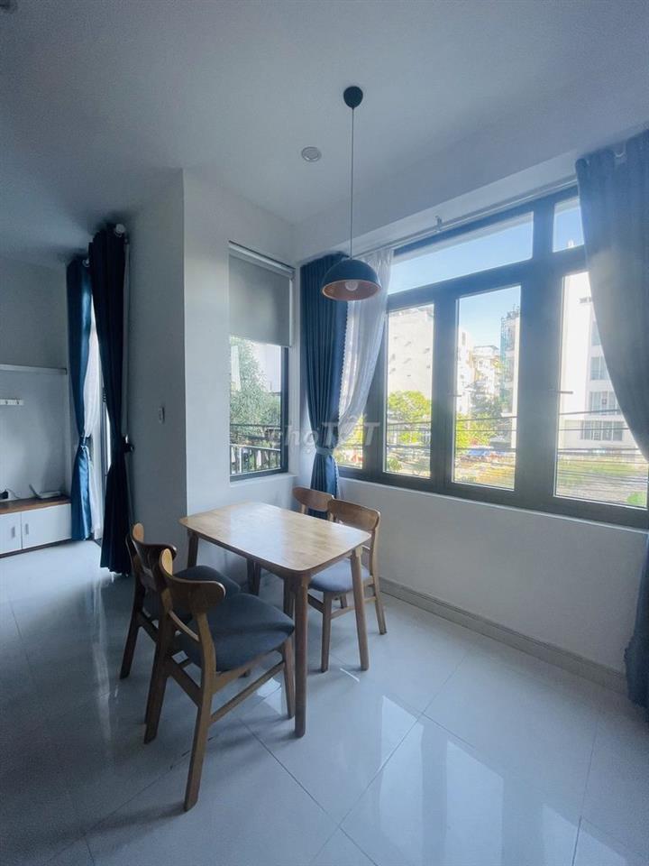 CHO THUÊ CĂN HỘ STUDIO FULL NỘI THẤT, BAN CÔNG, GẦN BIỂN MỸ AN 