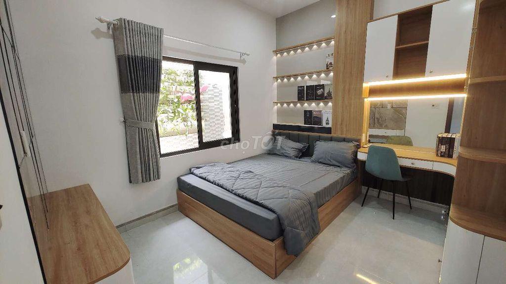 Bán nhà Hoàng Văn Thái, gần bến xe Đà Nẵng. 