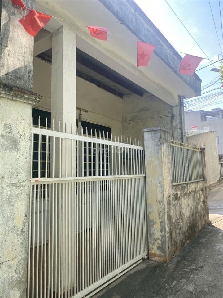 Bán nhà gần chợ Khuê Mỹ