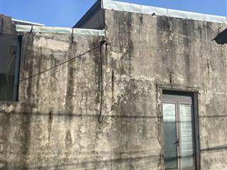 Bán nhà gần chợ Khuê Mỹ