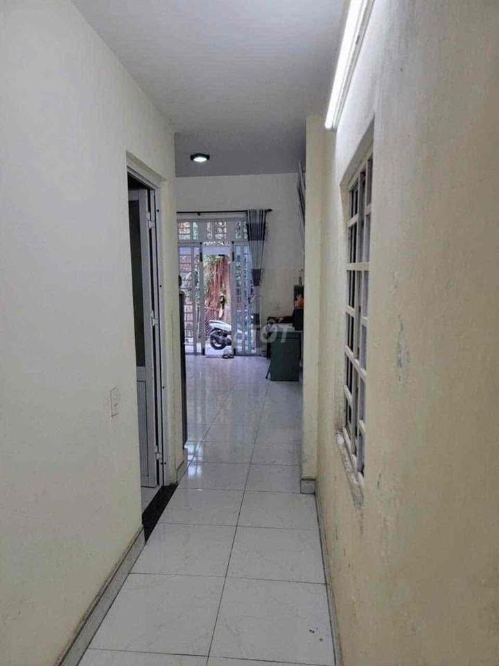 Nhà gác lửng đúc - Kiệt ô tô 5m - Tôn Đức Thắng.