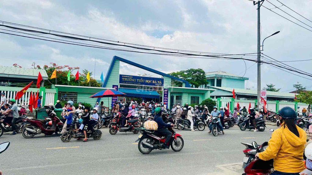 Bán đất đường 7m5 - DH2 Ngay Xã Bà Nà