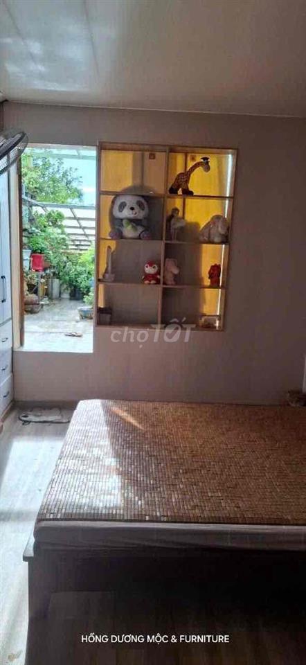 Bán nhà mặt tiền sân Vườn 121m2 giá nhỉnh 4.x tỷ