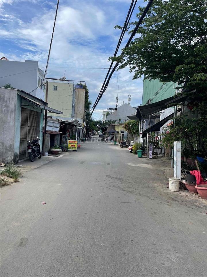 Bán dãy trọ 7 phòng sát ĐH Bách Khoa giá nhỉnh 5.x tỷ