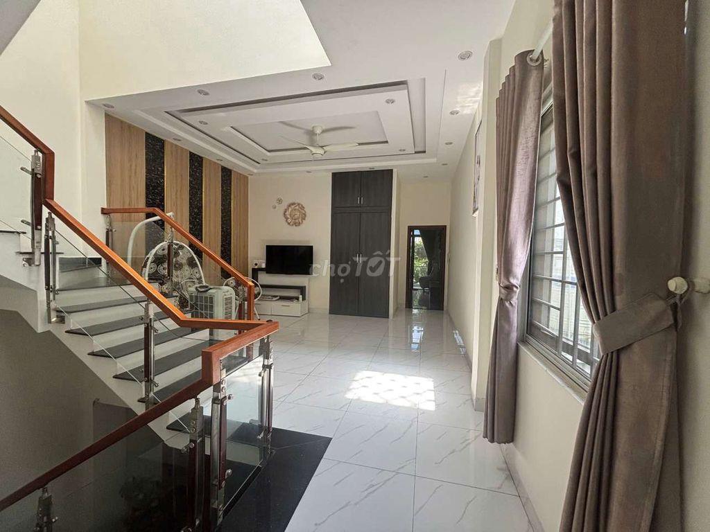 Chị mình cần bán gấp nên giảm giá nhanh cho khách thiện chí