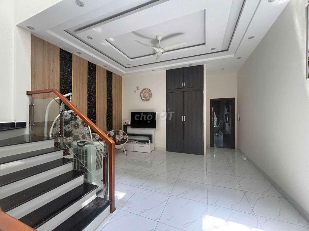 Chị mình cần bán gấp nên giảm giá nhanh cho khách thiện chí