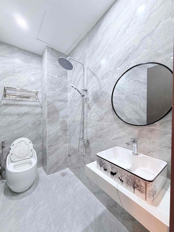 chính chủ cần bán gấp nhà mặt tiền đặng huy tá vitri rất đẹp