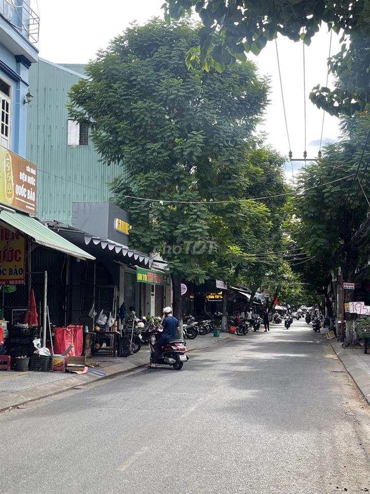 Mặt tiền Cù chính lan gần chợ cho thuê giá tốt