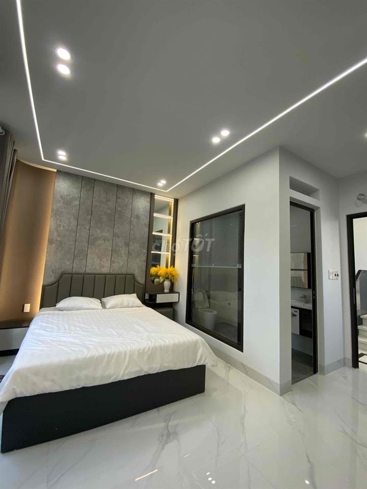 Gả Gấp Nhà 3T- Tân Cổ Điển, vị trí cực đẹp,dân trí cực tốt