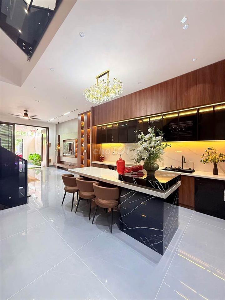BÁN NHÀ 3 TẦNG ĐƯỜNG THANH LƯƠNG 32,HÒA XUÂN FULL NỘI THẤT
