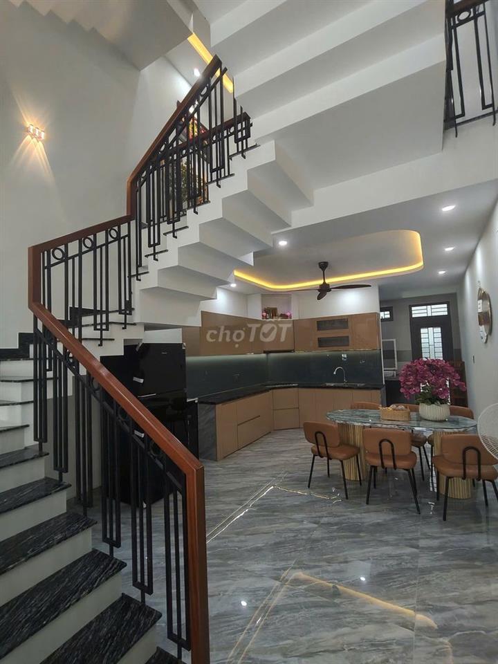 NHÀ 3 TẦNG MẶT TIỀN ĐƯỜNG ĐỒNG BÀI 2 - TRUNG TÂM HÒA KHÁNH, ĐÀ NẴNG