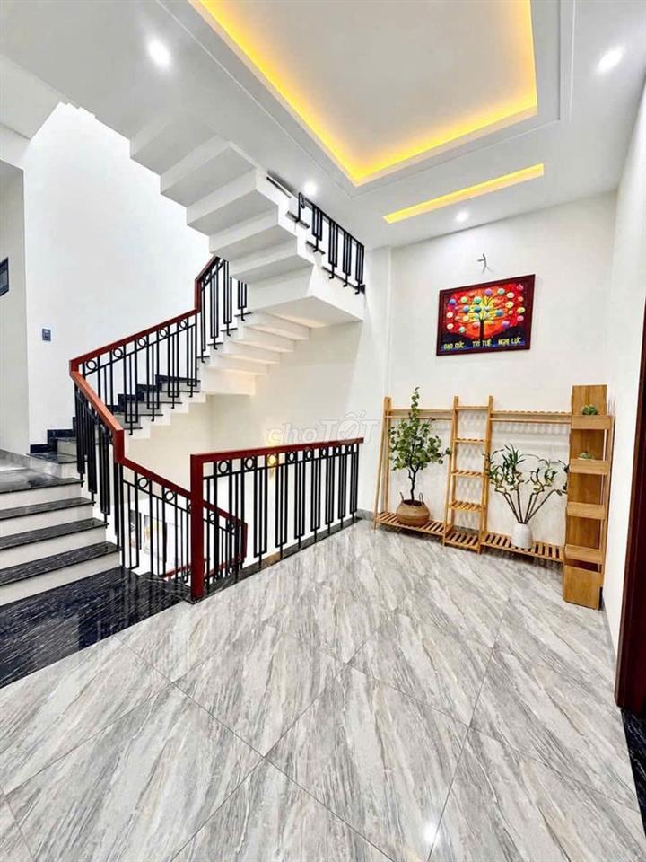 NHÀ 3 TẦNG MẶT TIỀN ĐƯỜNG ĐỒNG BÀI 2 - TRUNG TÂM HÒA KHÁNH, ĐÀ NẴNG