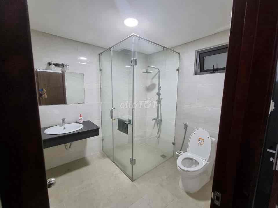 Sát biển Nguyễn Tất Thành - 4PN - Full Nội Thất