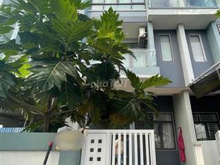 Sát biển Nguyễn Tất Thành - 4PN - Full Nội Thất