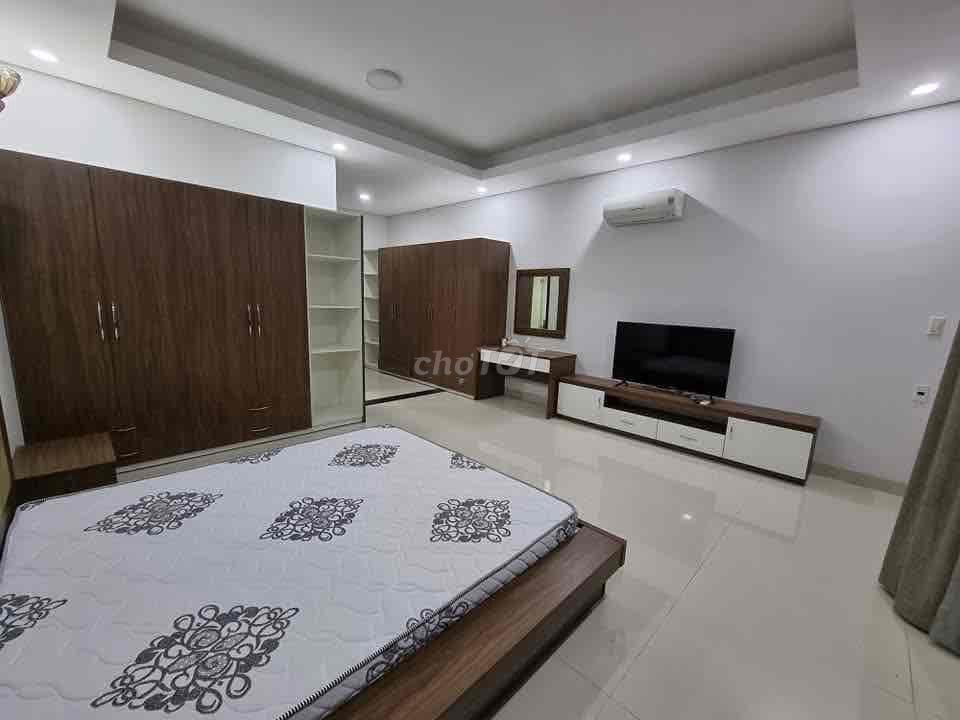 Sát biển Nguyễn Tất Thành - 4PN - Full Nội Thất