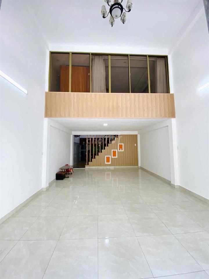 Mặt Tiền Đỗ Quang - 2PN - 18 triệu/ tháng
