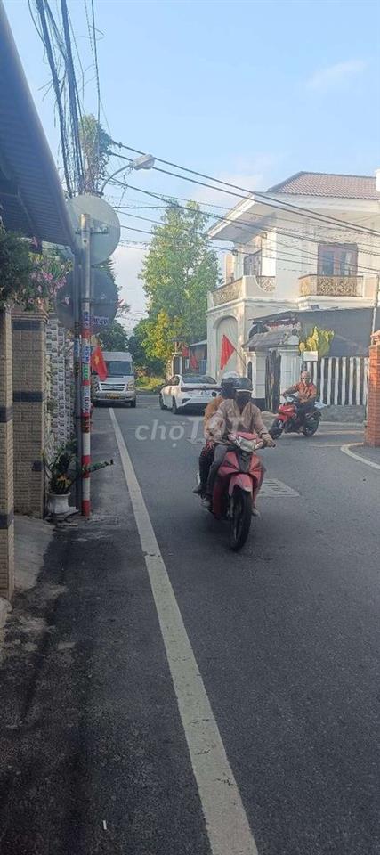 nhà khu trung tâm hoà vang 