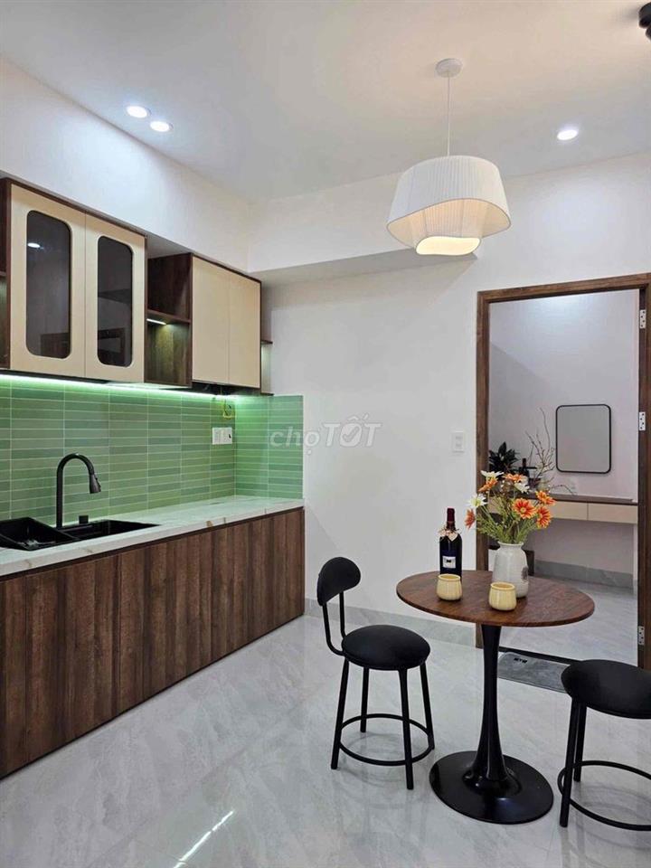 🔥NHÀ 2 TẦNG KIỆT TRƯNG NỮ VƯƠNG CÁCH ĐƯỜNG 30M - CÓ SÂN XE RỘNG