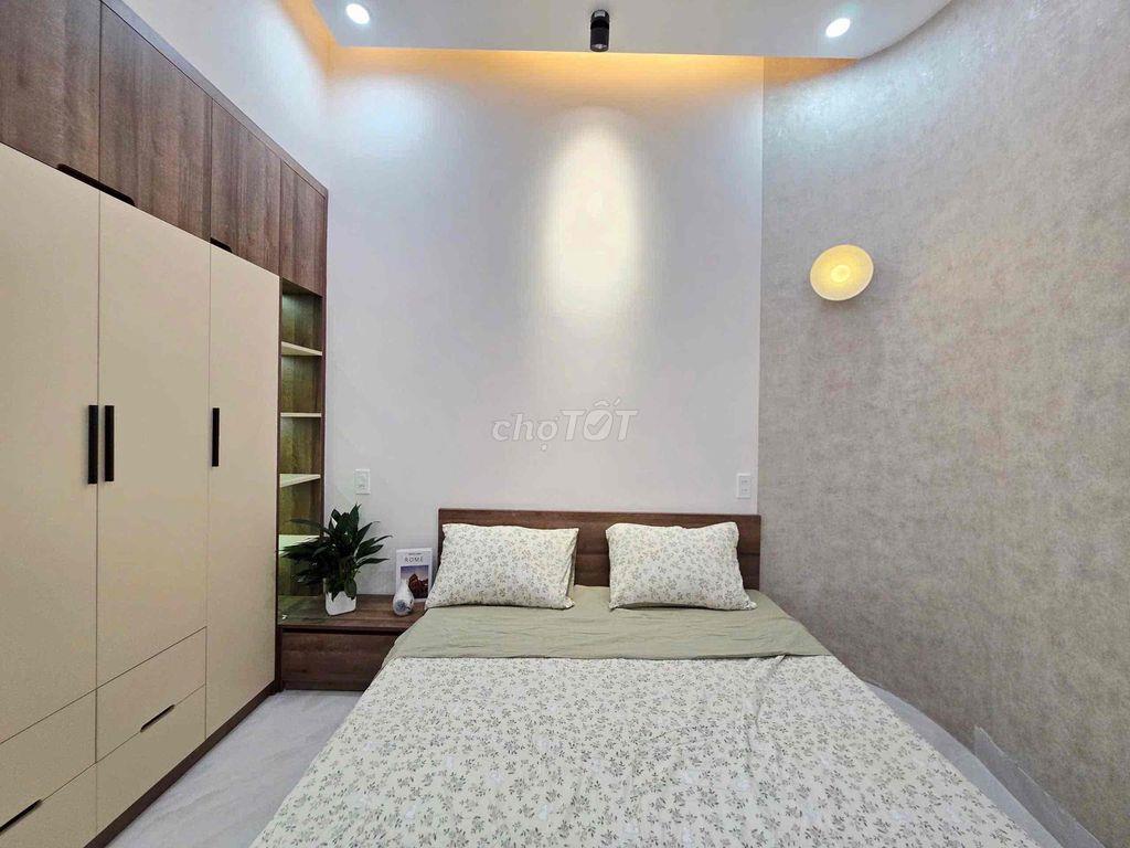🔥NHÀ 2 TẦNG KIỆT TRƯNG NỮ VƯƠNG CÁCH ĐƯỜNG 30M - CÓ SÂN XE RỘNG