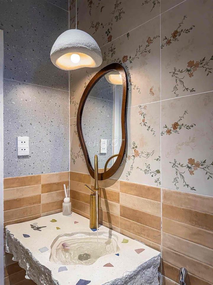 🔥NHÀ MĂT TIỀN QH ĐƯỜNG 5M5 - 4 TẦNG CÓ HỒ BƠI - GẦN BIỂN