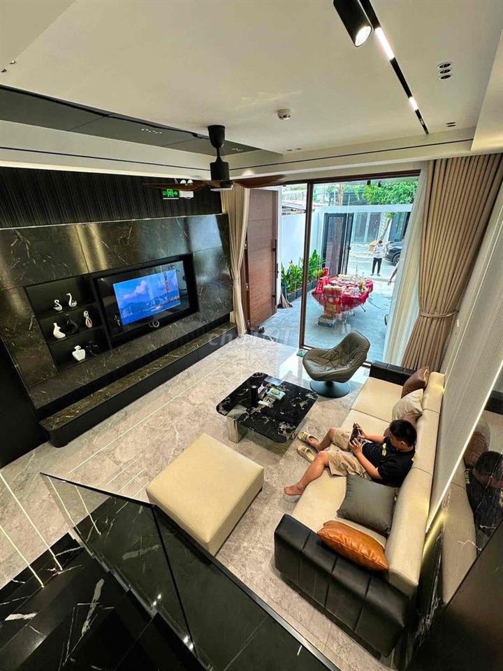 🔥90M2 CĂN VILL.A 5 TẦNG CÓ HỒ BƠI - MẶT TIÊN SƠN THUỶ ĐÔNG