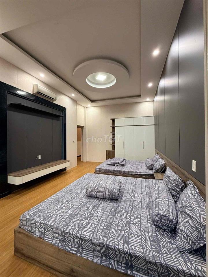 BÁN GẤP NHÀ MẶT TIỀN NGÔ QUYỀN - ĐÀ NẴNG (GẦN BIỂN, TRUNG TÂM)