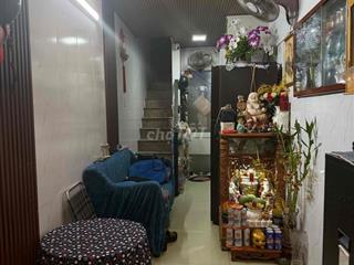 bán nhà trung tâm