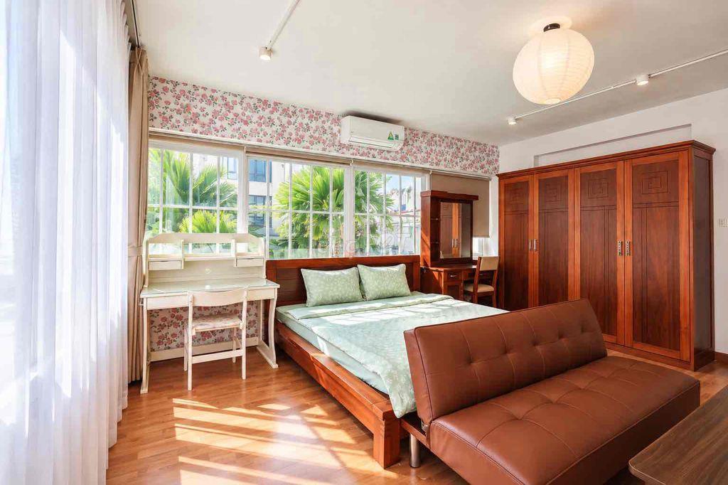 CHO THUÊ CĂN HỘ 2 PHÒNG NGỦ RỘNG 80m2 GẦN NÚI SƠN TRÀ