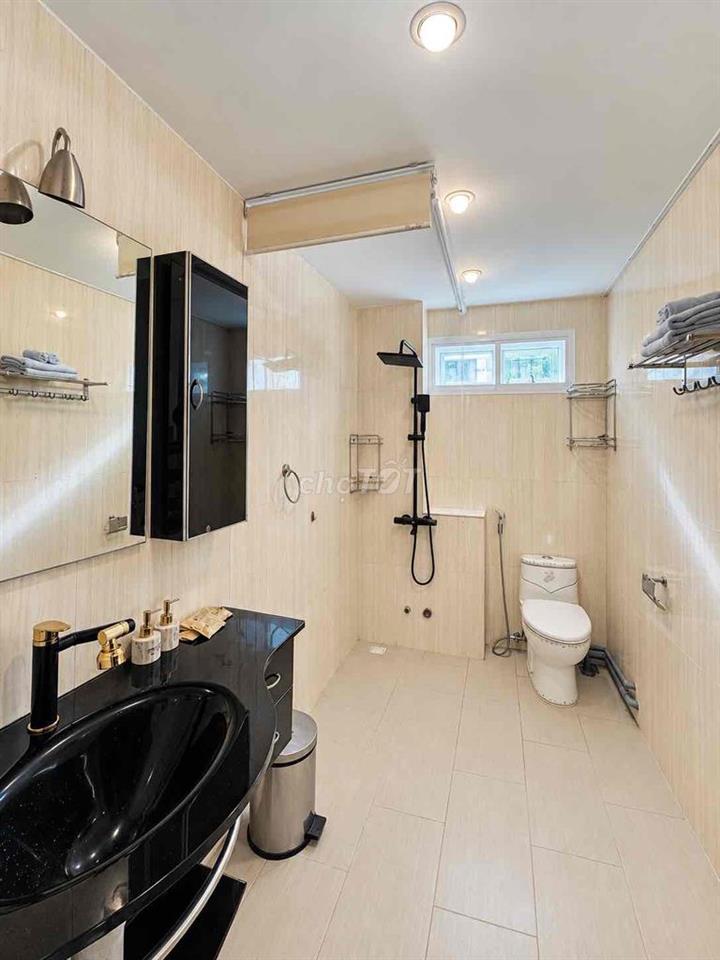 CHO THUÊ CĂN HỘ 2 PHÒNG NGỦ RỘNG 80m2 GẦN NÚI SƠN TRÀ