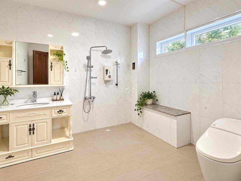 CHO THUÊ CĂN HỘ 2 PHÒNG NGỦ RỘNG 80m2 GẦN NÚI SƠN TRÀ