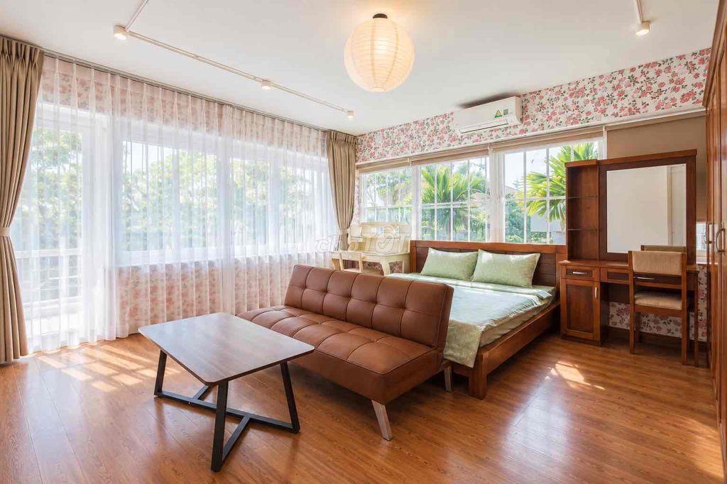 CHO THUÊ CĂN HỘ 2 PHÒNG NGỦ RỘNG 80m2 GẦN NÚI SƠN TRÀ