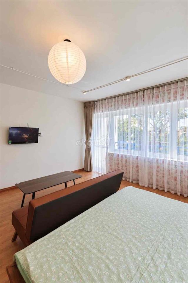 CHO THUÊ CĂN HỘ 2 PHÒNG NGỦ RỘNG 80m2 GẦN NÚI SƠN TRÀ