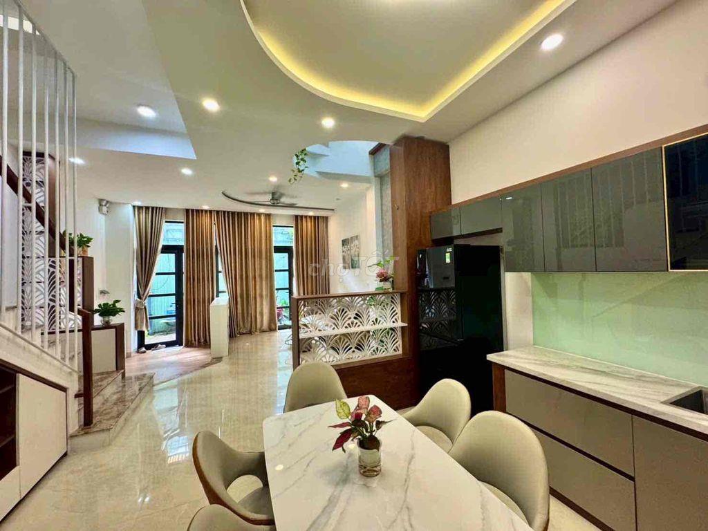 Bán nhà kiệt 3 tầng