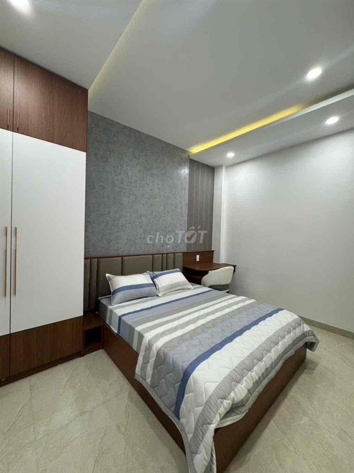 Bán nhà kiệt 3 tầng