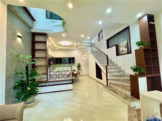 Bán nhà kiệt 3 tầng