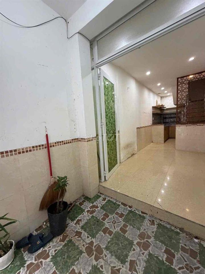 cần bán nhà kiệt đinh tiên hoàng, thông Nguyễn tất thành