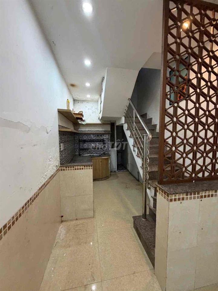 cần bán nhà kiệt đinh tiên hoàng, thông Nguyễn tất thành