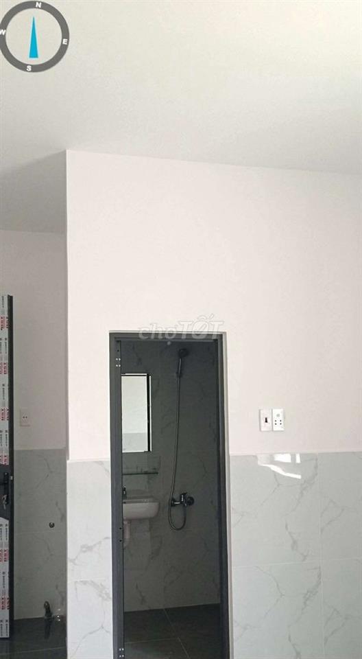 Cho thuê nhà 2 tầng  mặt tiền đường Hoàng Văn Thái 