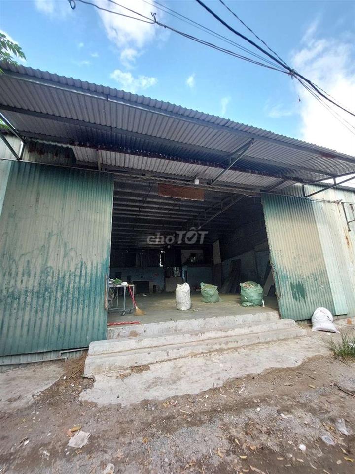 Cho thuê  kho  mặt tiền đường Hoàng Văn Thái 