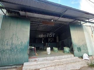 Cho thuê  kho  mặt tiền đường Hoàng Văn Thái 