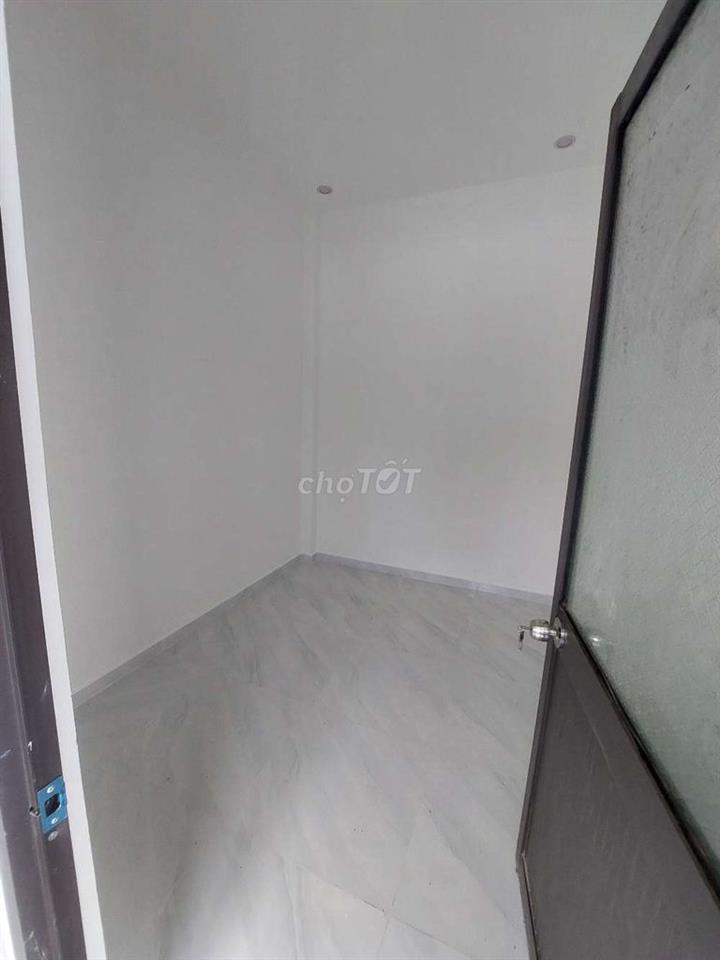 Cho thuê  nhà  2 tầng  kiệt  138 Hoàng Văn Thái 