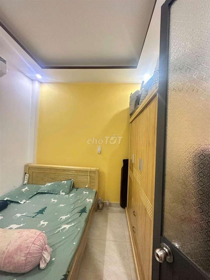 bán  nhà  2 tầng  kiệt  Trường Chinh gần chợ Tân An 