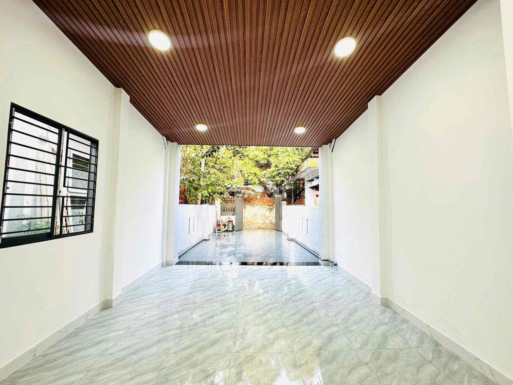 Giá rẻ nhất: Nhà gác lửng diện tích đến 100m2 sát cầu vượt ngã ba Huế