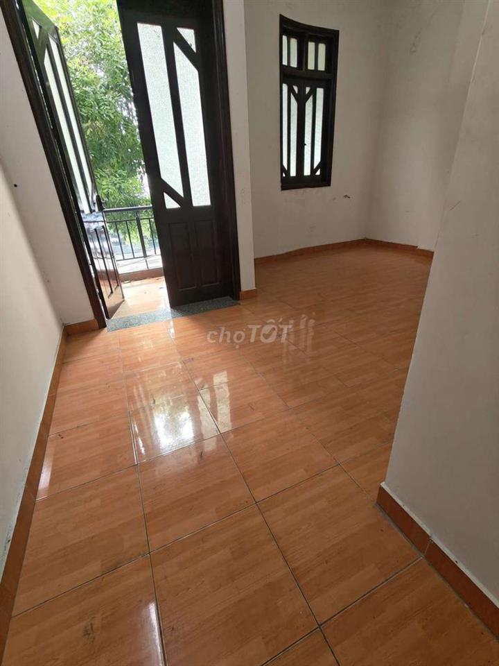 nhà nguyên căn kinh doanh phạm hùng 