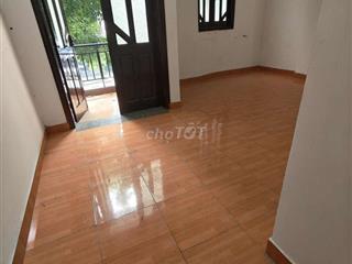 nhà nguyên căn kinh doanh phạm hùng 