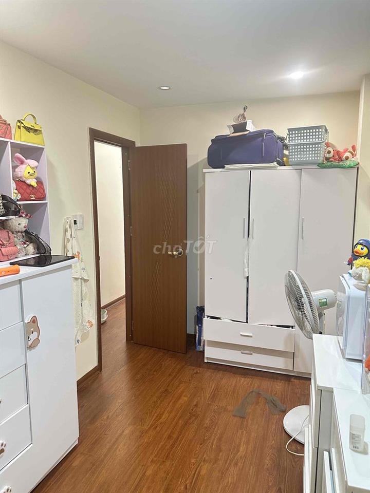 Nhà hoàng diệu gần nguyễn hoàng