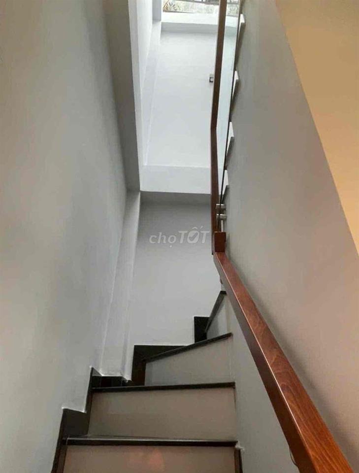 cần bán gấp nhà mini rất phù hợp cho hộ it người , nhà đầy đủ tiện ngh
