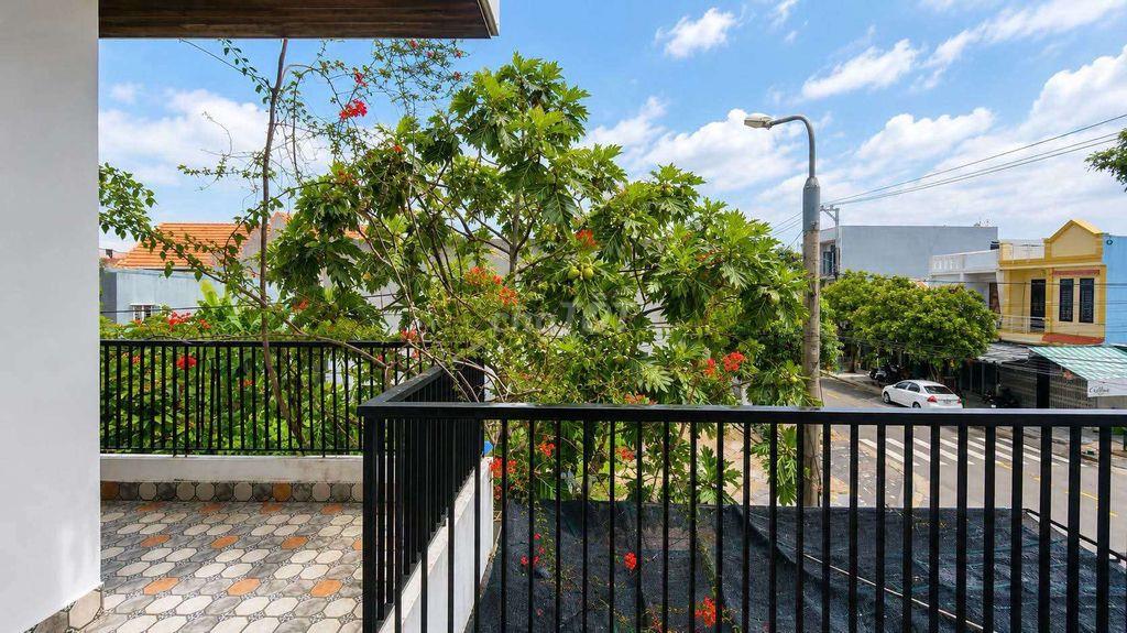 NHÀ 2 TẦNG 2 MẶT TIỀN GẦN CHỢ HÒA CHÂU